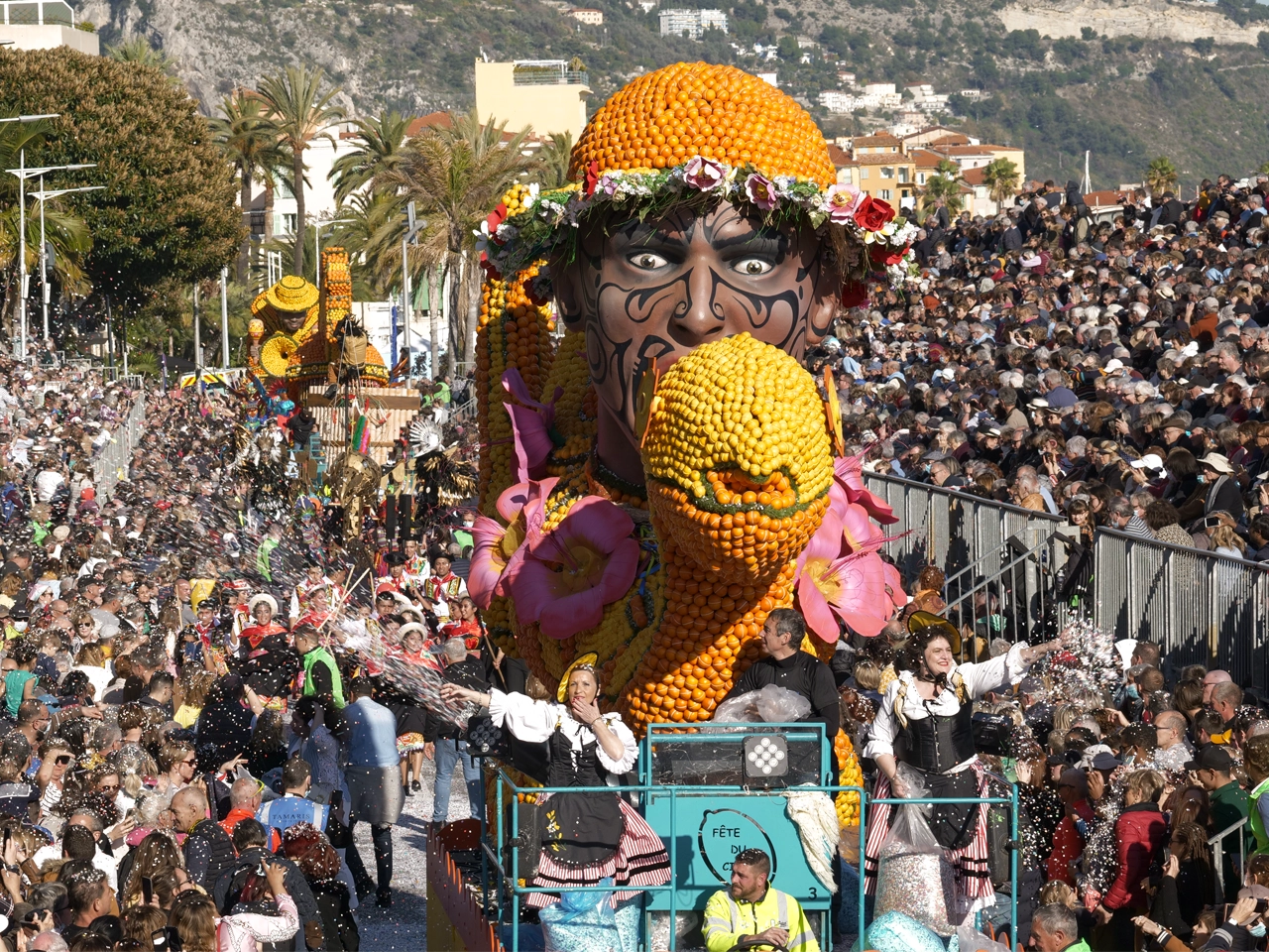 A decorated float in the Corso des Fruits d'Or parade during Menton's Lemon Festival